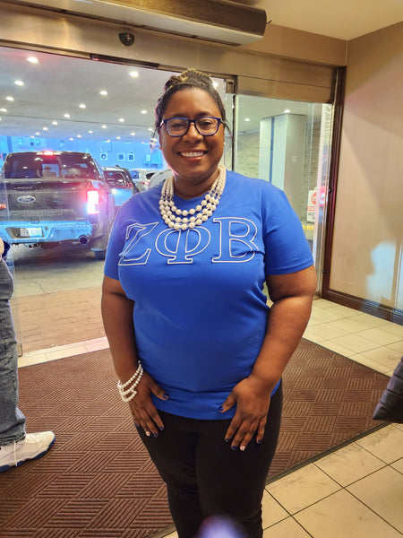 ΖΦΒ Embossed V-neck Shirt (Royal)