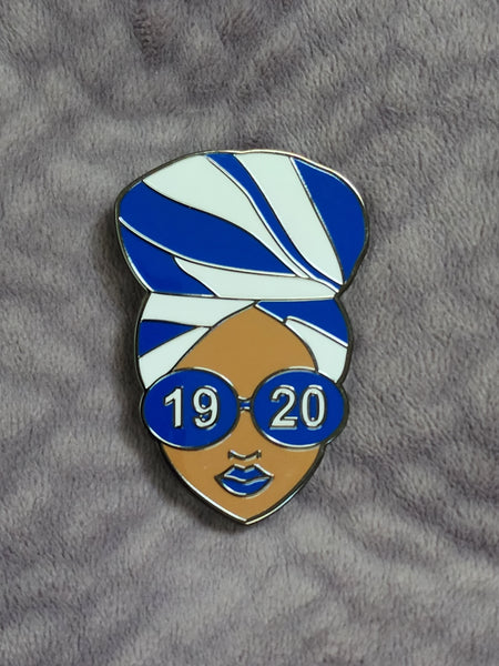 1920 Queen Lapel Pin